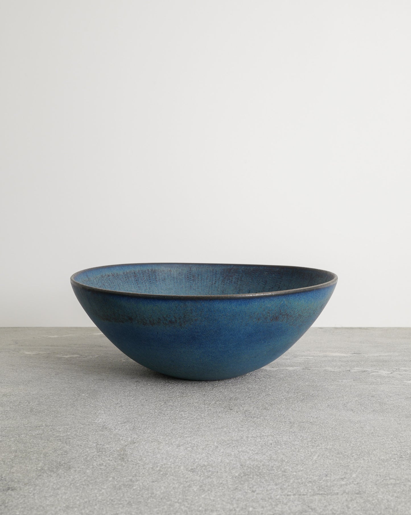 STIG LINDBERG LARGE CERAMIC BOWL, 1960s