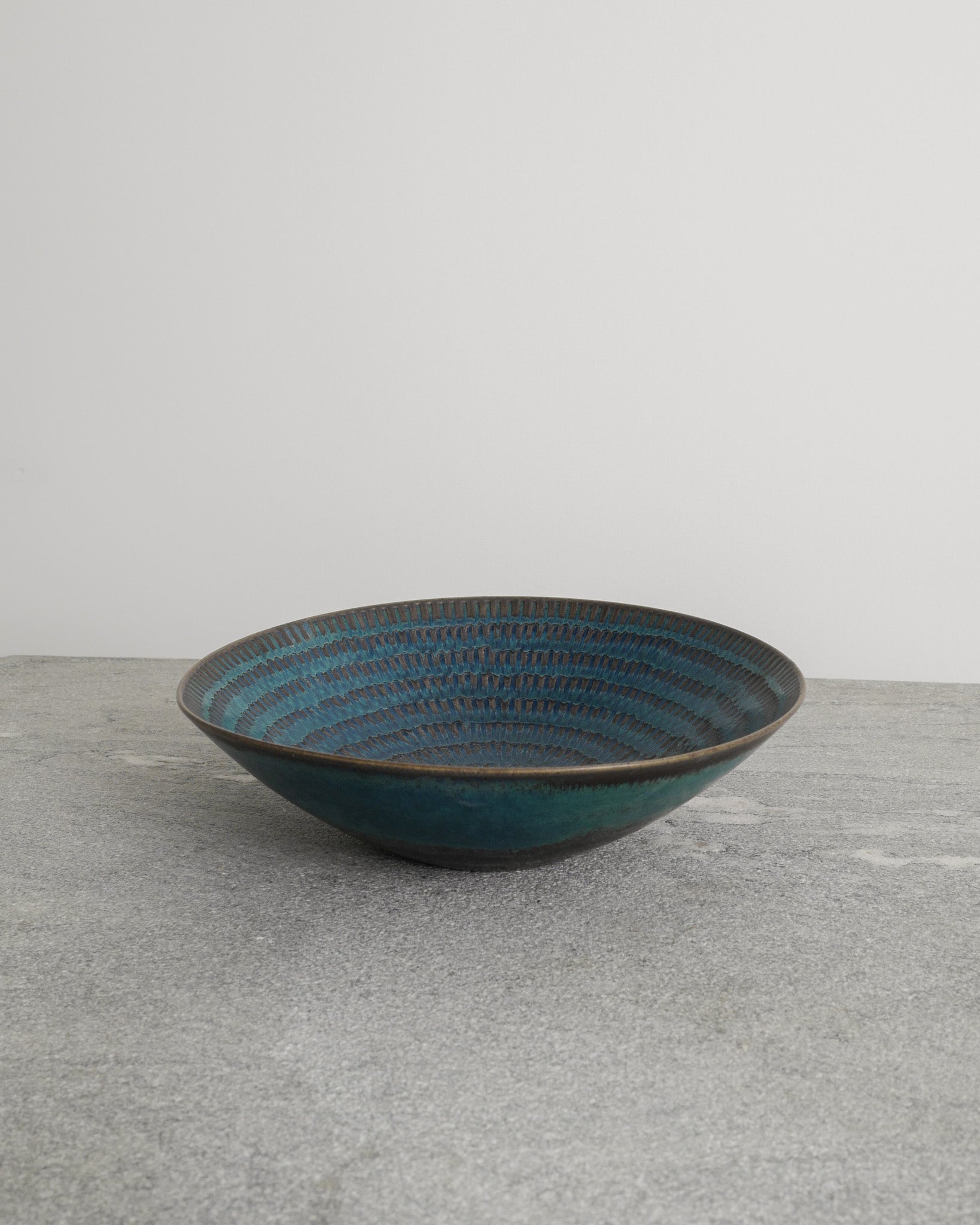 STIG LINDBERG CERAMIC BOWL, 1960s