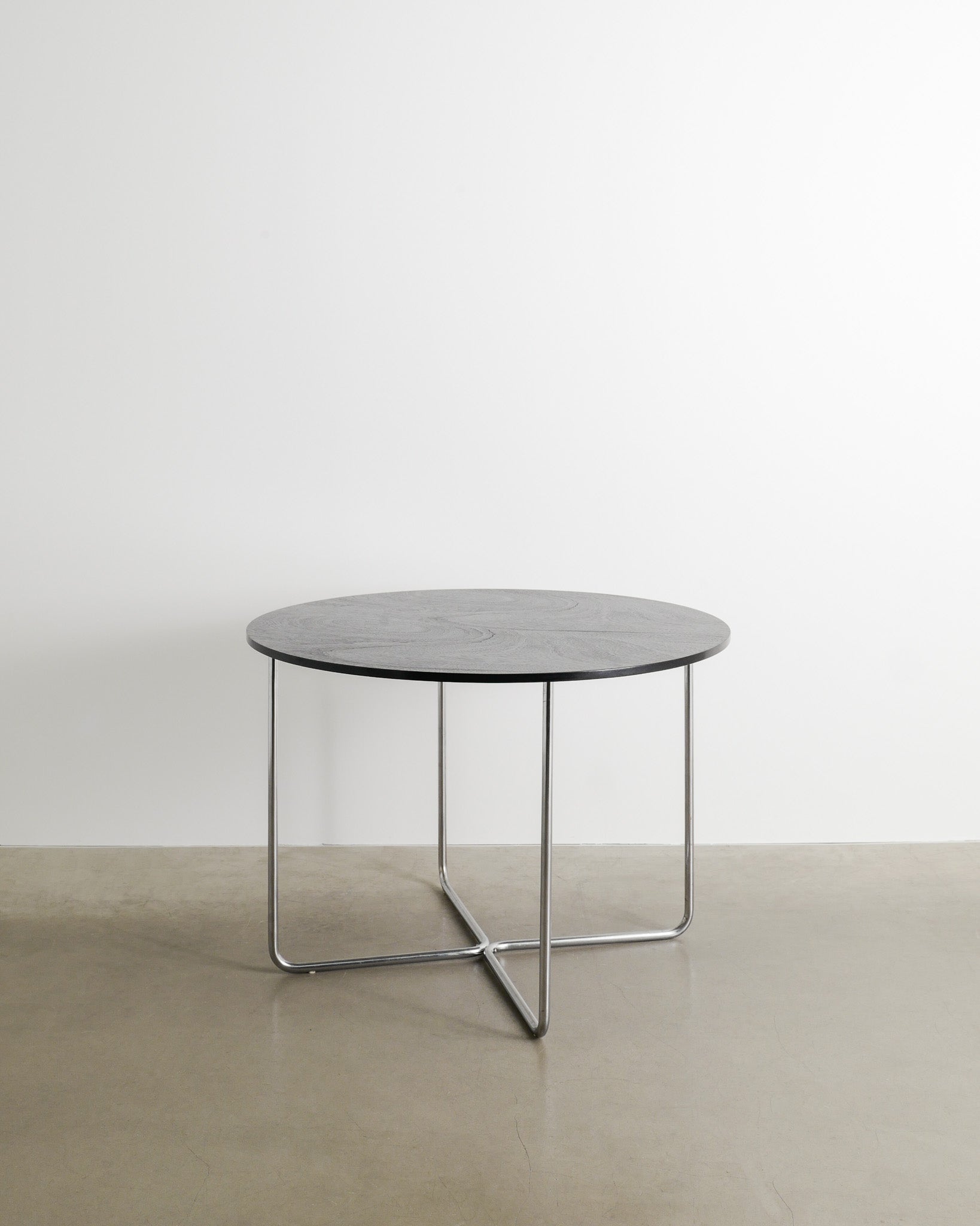 MARCEL BREUER "B27" ROUND TABLE, 1930s