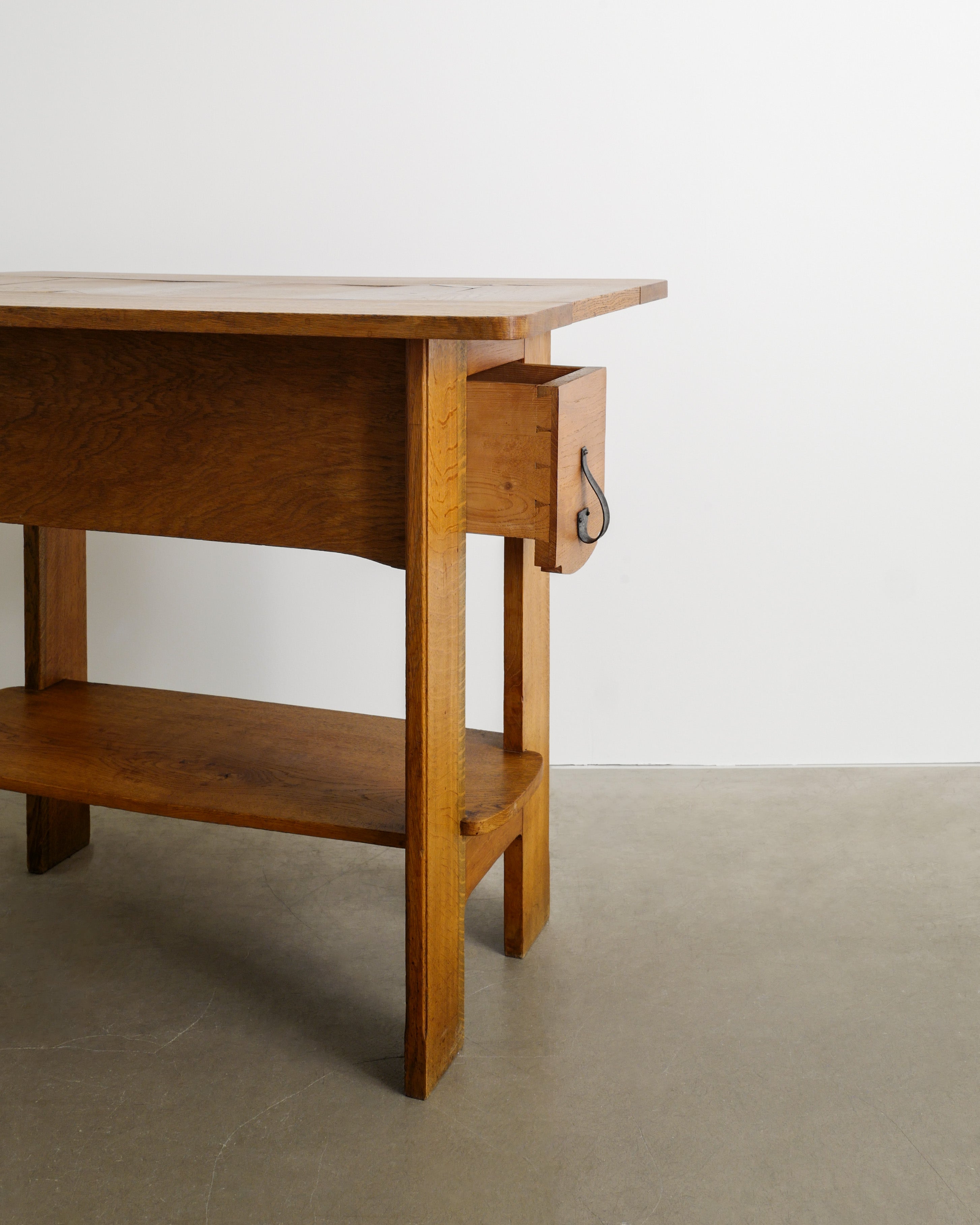 AXEL LINDEGREN CONSOLE TABLE, 1930s