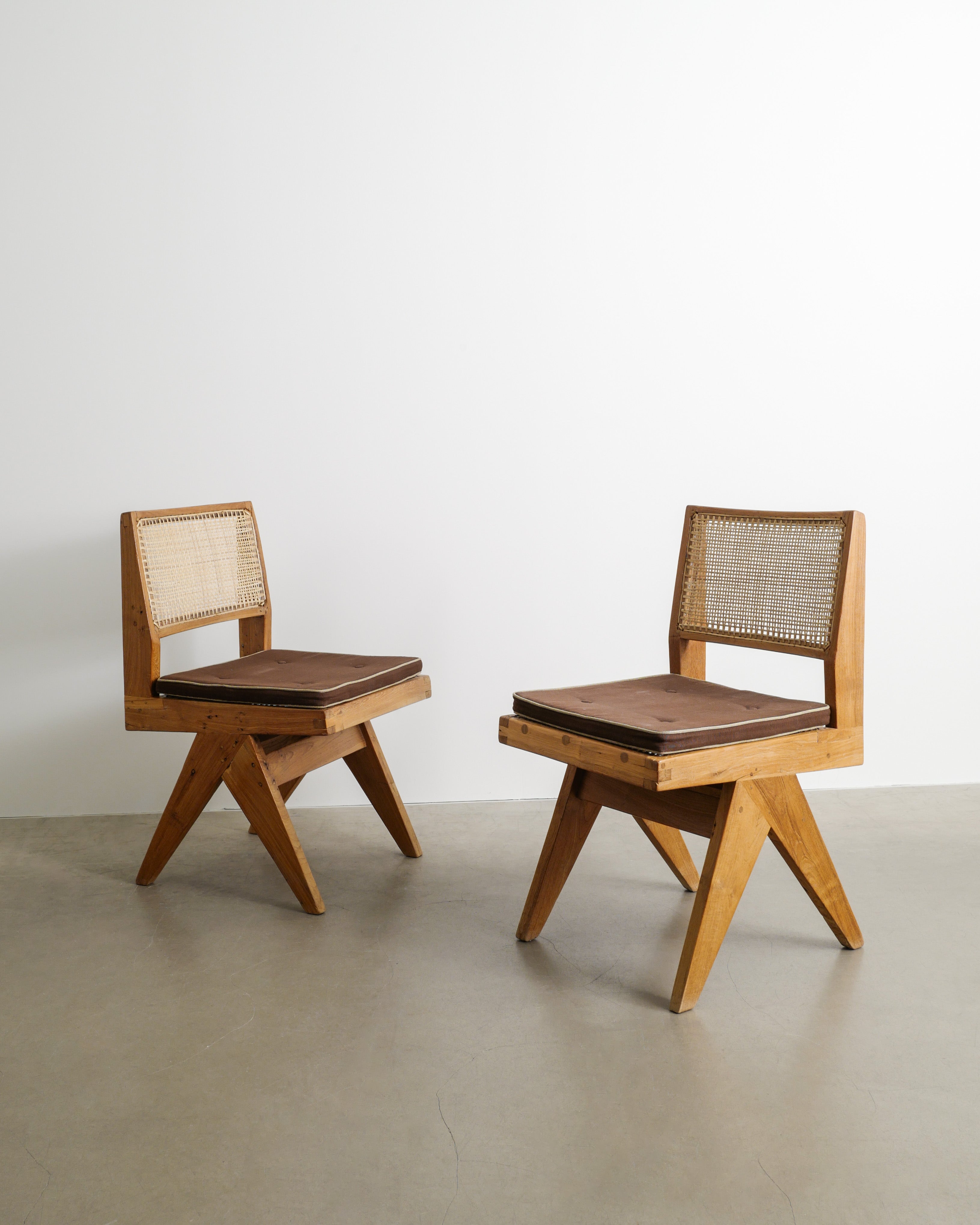 PIERRE JEANNERET V-TYPE DINING CHAIRS, 1950s
