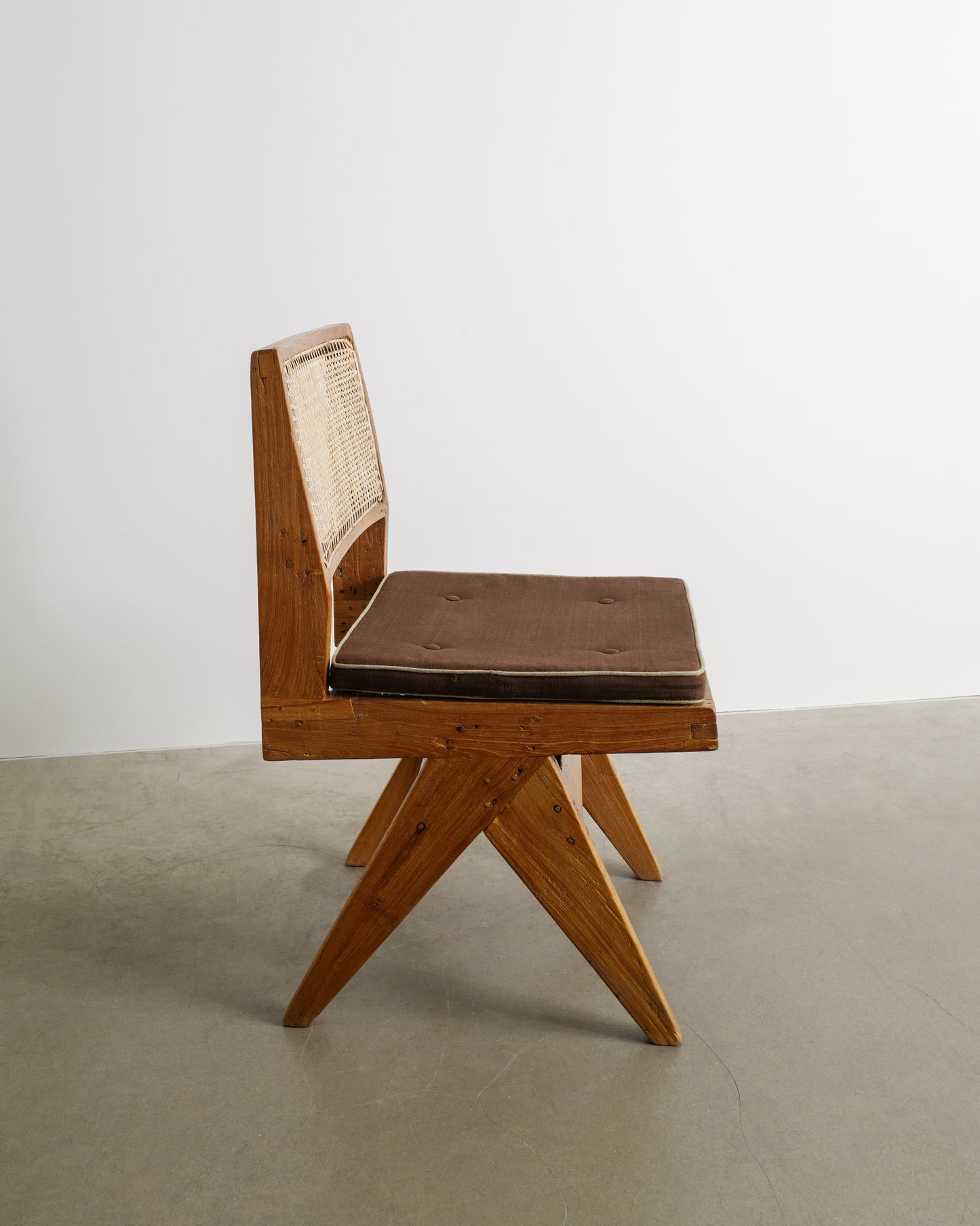 PIERRE JEANNERET V-TYPE DINING CHAIRS, 1950s