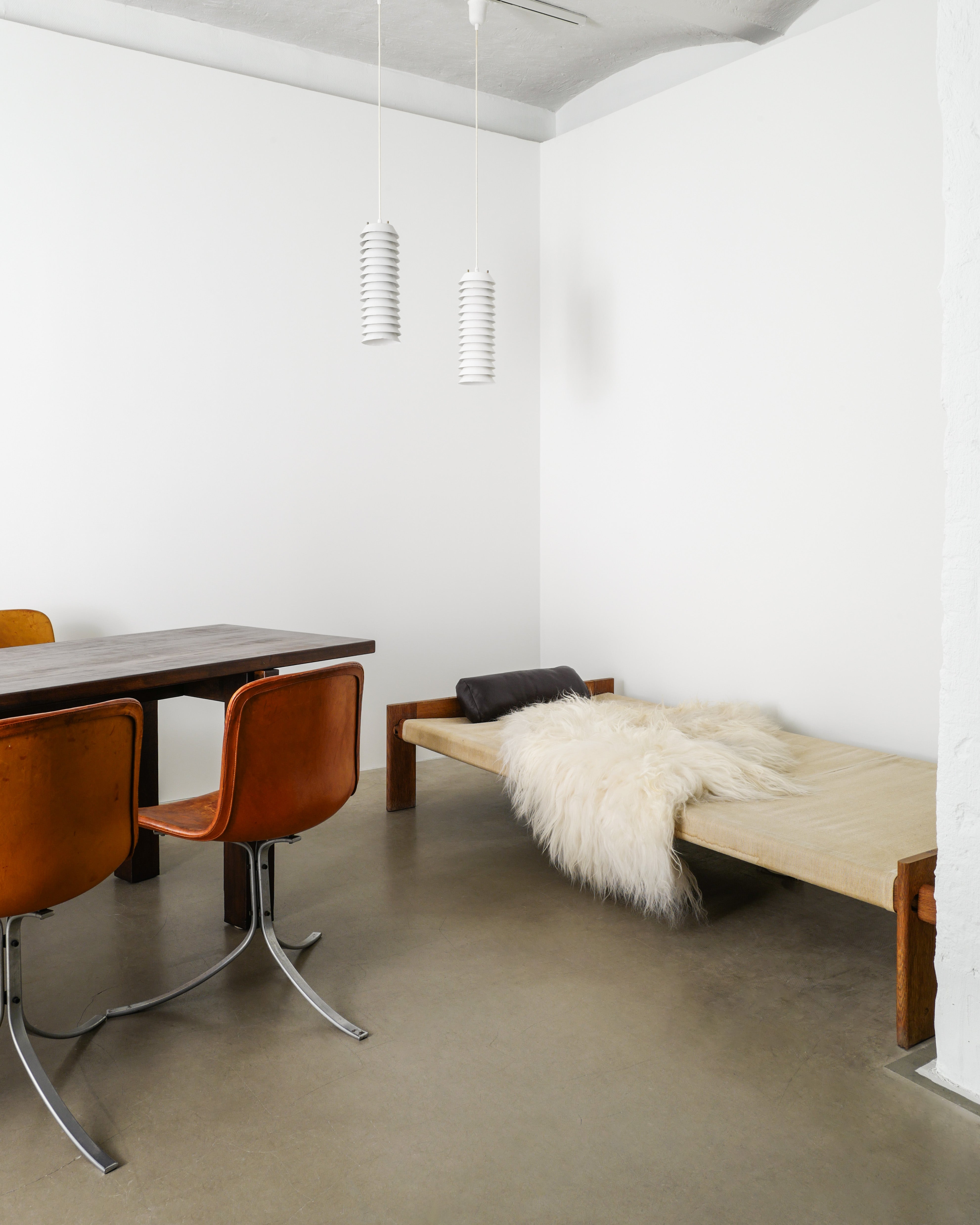 TAGE POULSEN LOW DAYBED, 1950s