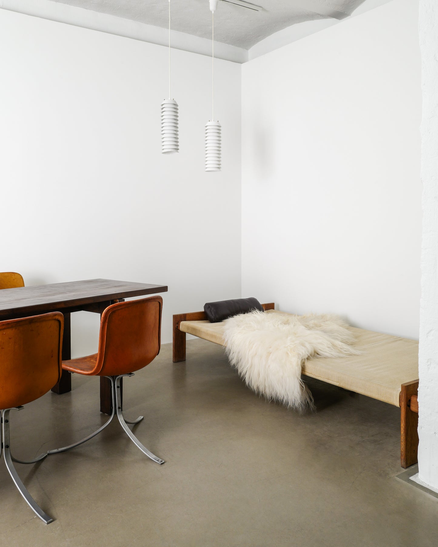 TAGE POULSEN LOW DAYBED, 1950s