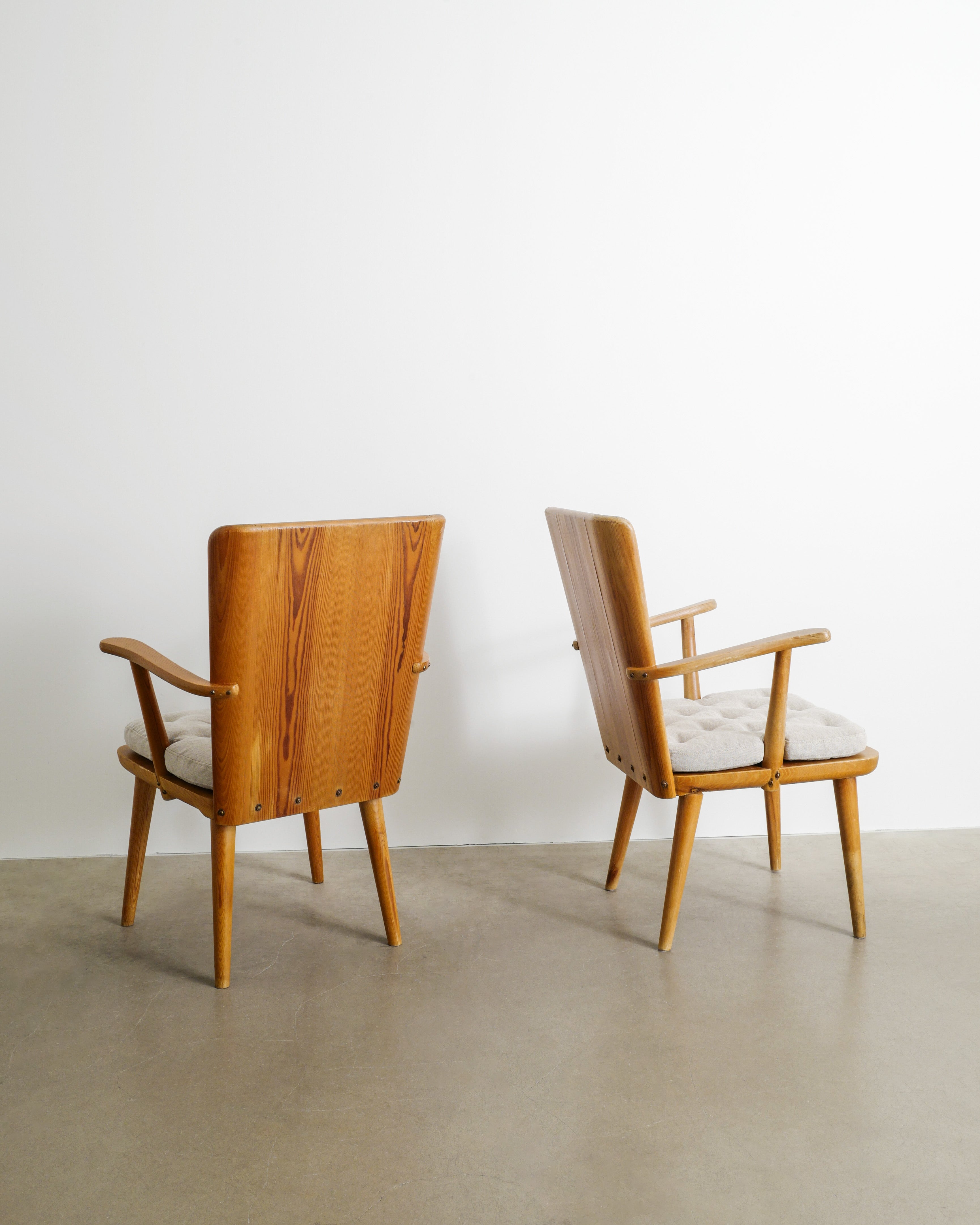 GÖRAN MALMVALL ARMCHAIRS, 1940s