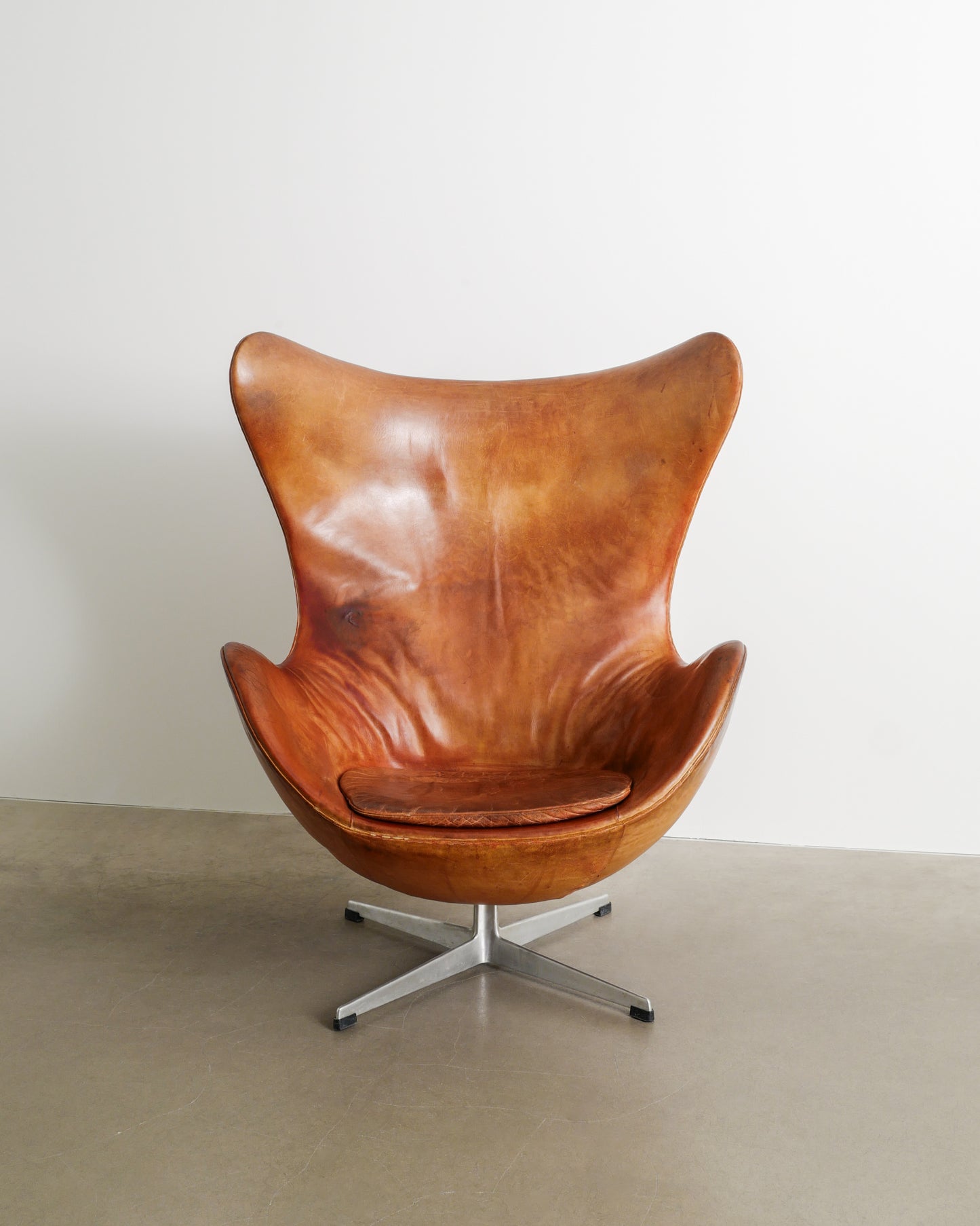 ARNE JACOBSEN "EGG CHAIR", 1960s