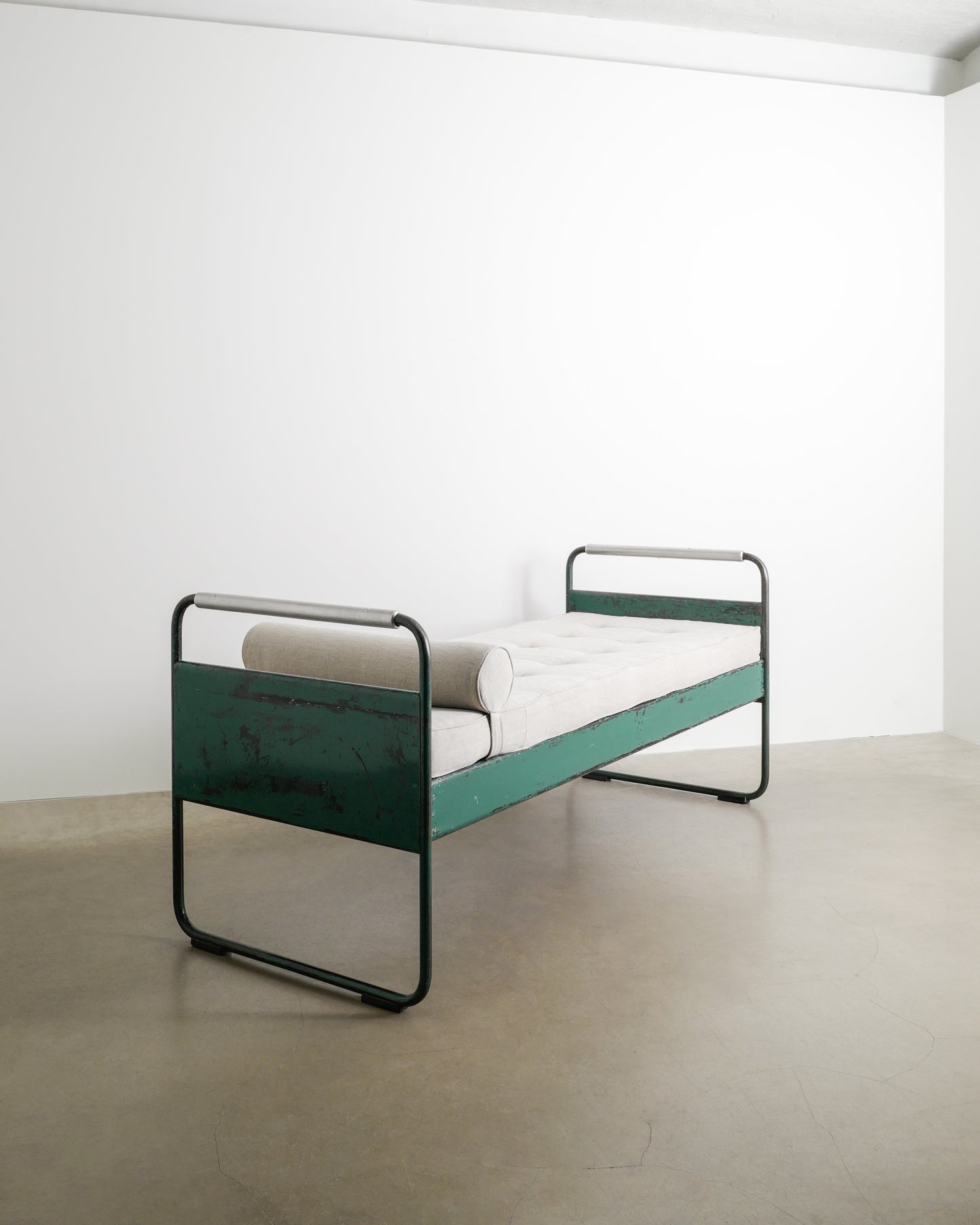 JEAN PROUVÈ "NO 17 / FABERT" DAYBED, 1930s