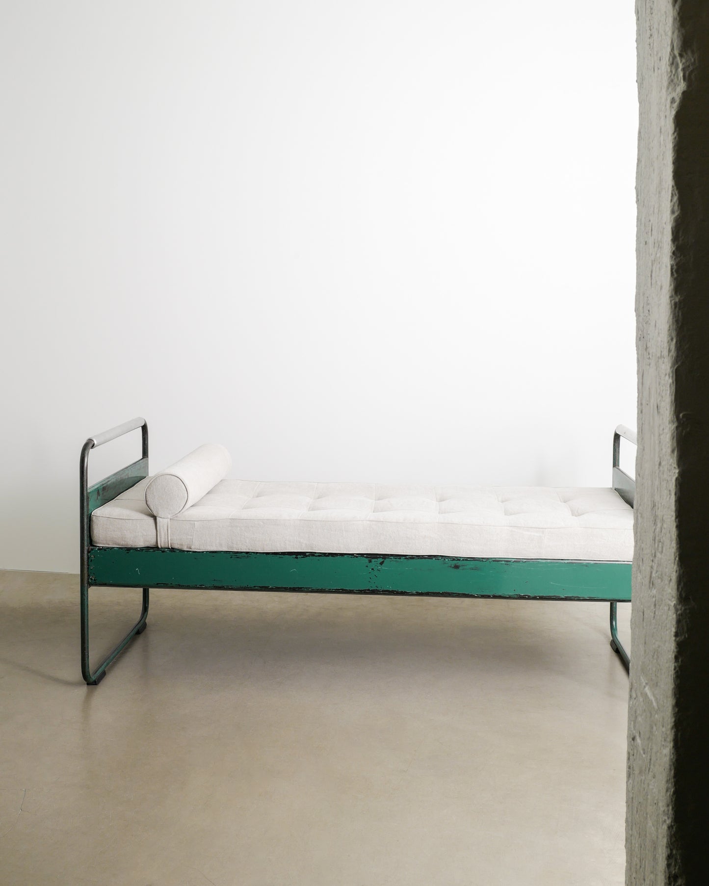 JEAN PROUVÈ "NO 17 / FABERT" DAYBED, 1930s