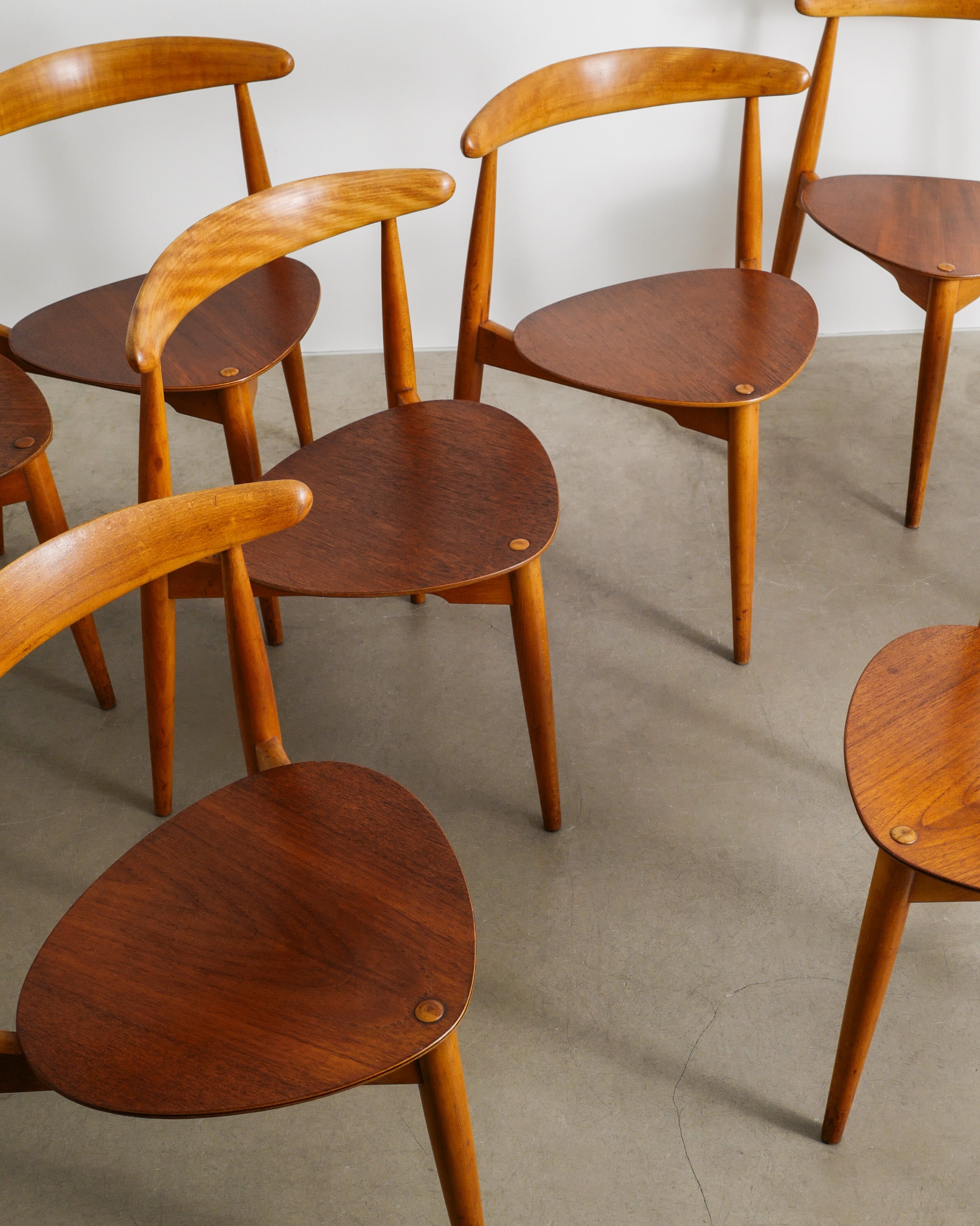 HANS J WEGNER 