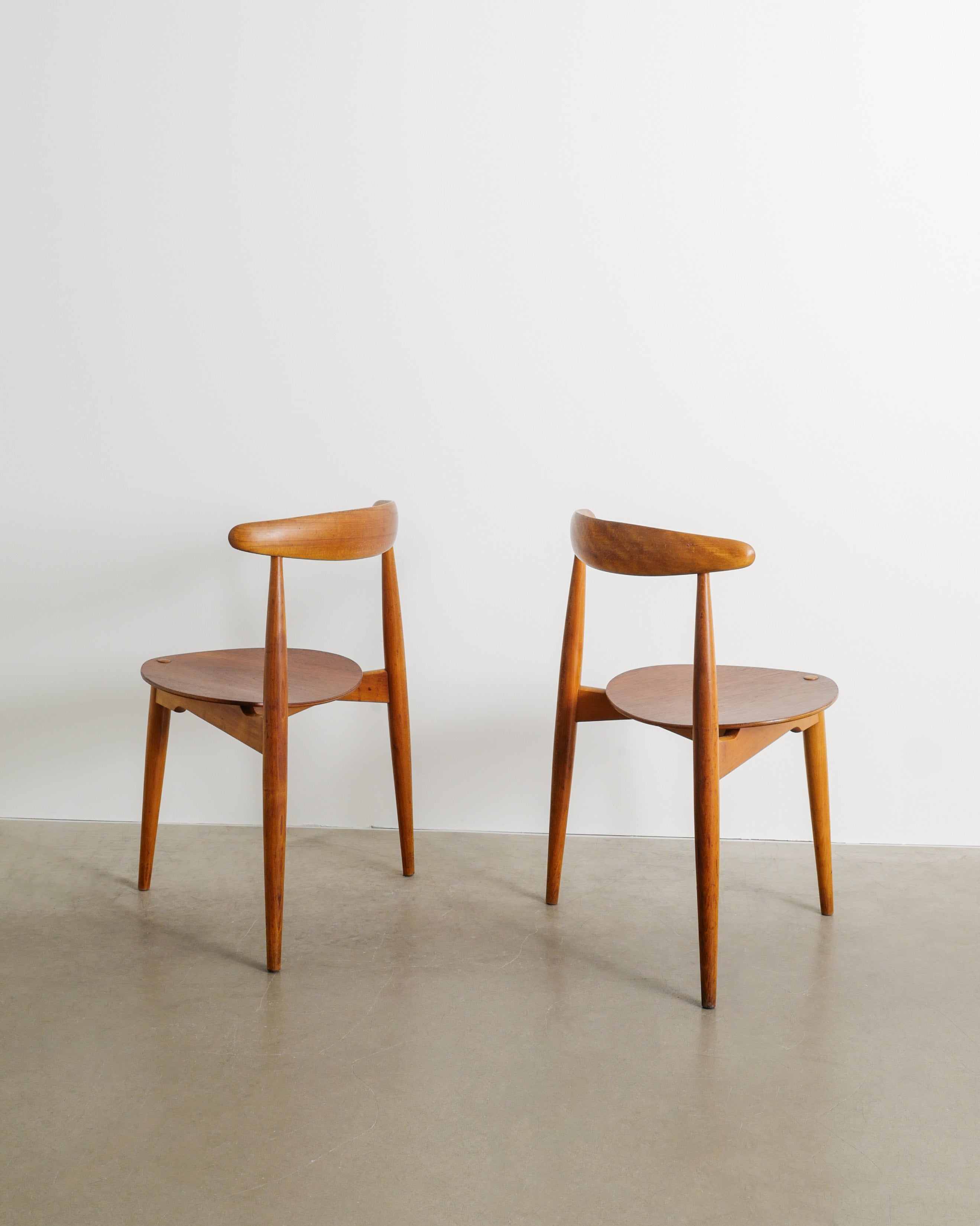 HANS J WEGNER 