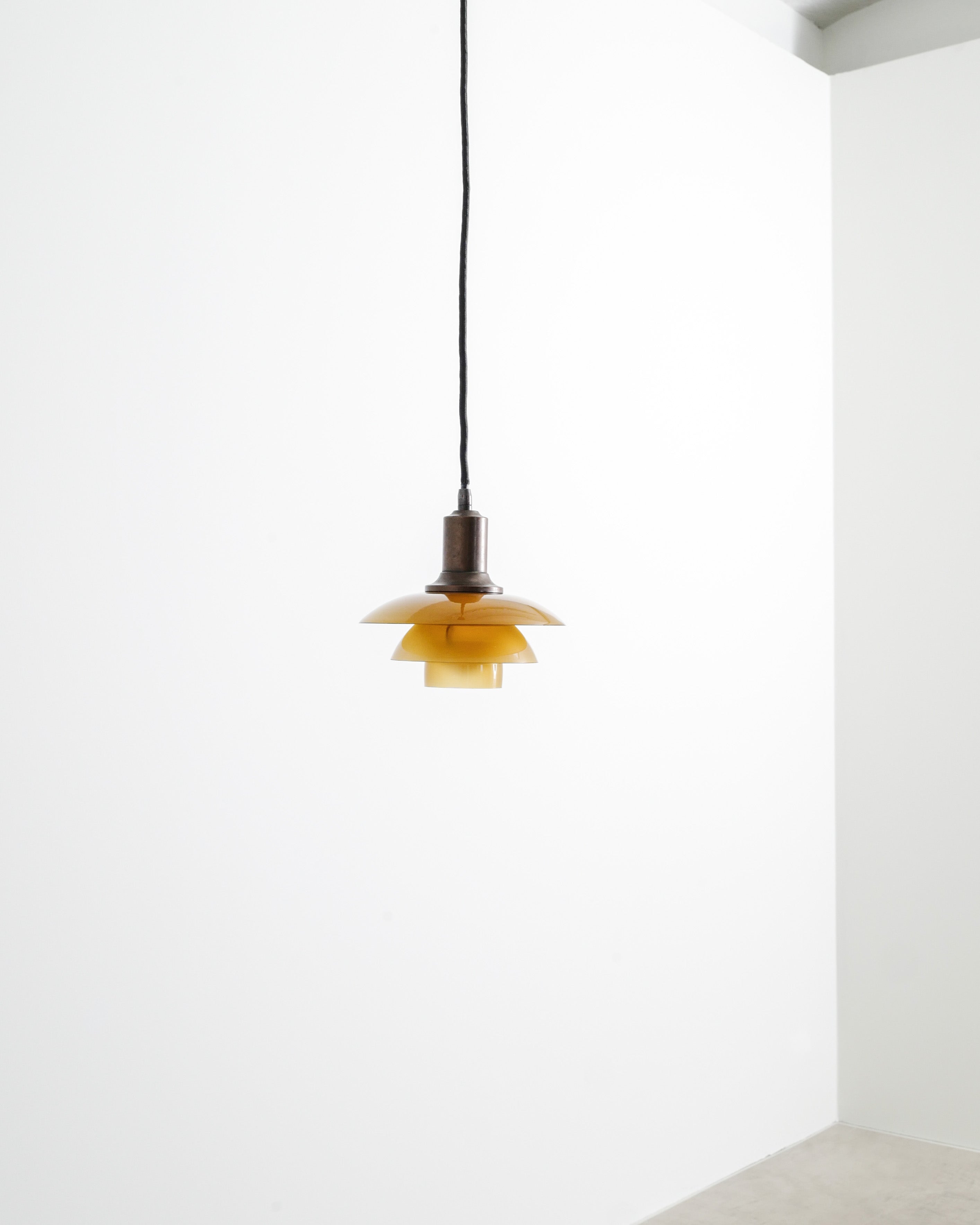 POUL HENNINGSEN 