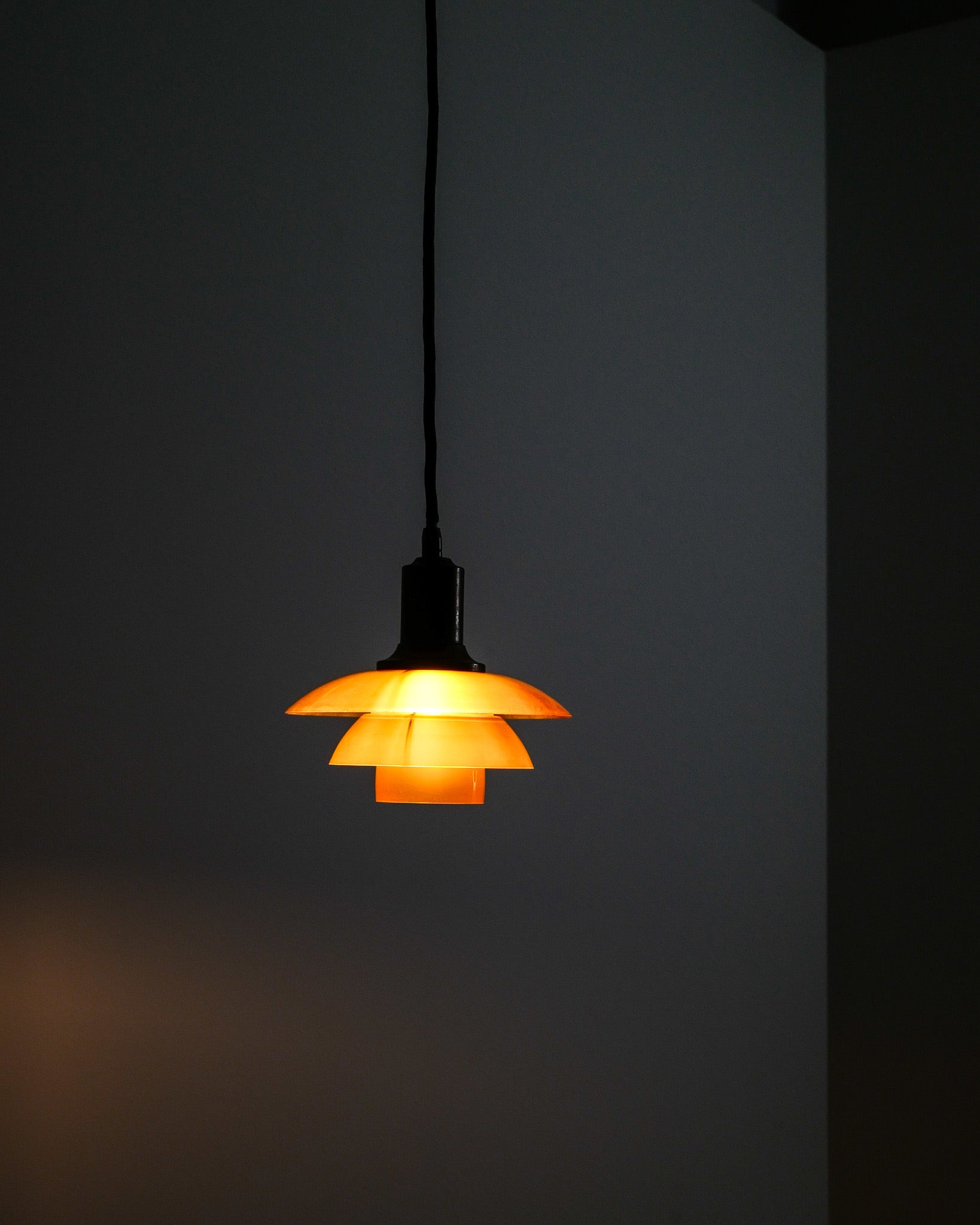 POUL HENNINGSEN 