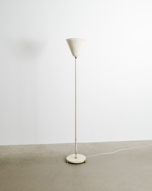 SWEDISH MODERN WHITE FLOOR LAMP, 1940s