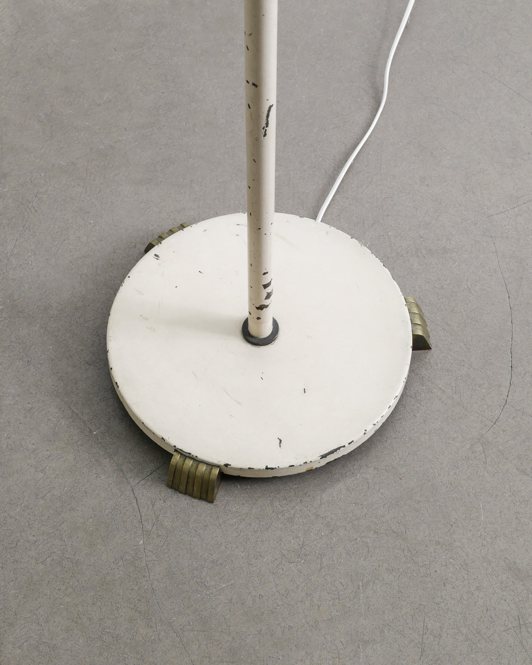 SWEDISH MODERN WHITE FLOOR LAMP, 1940s