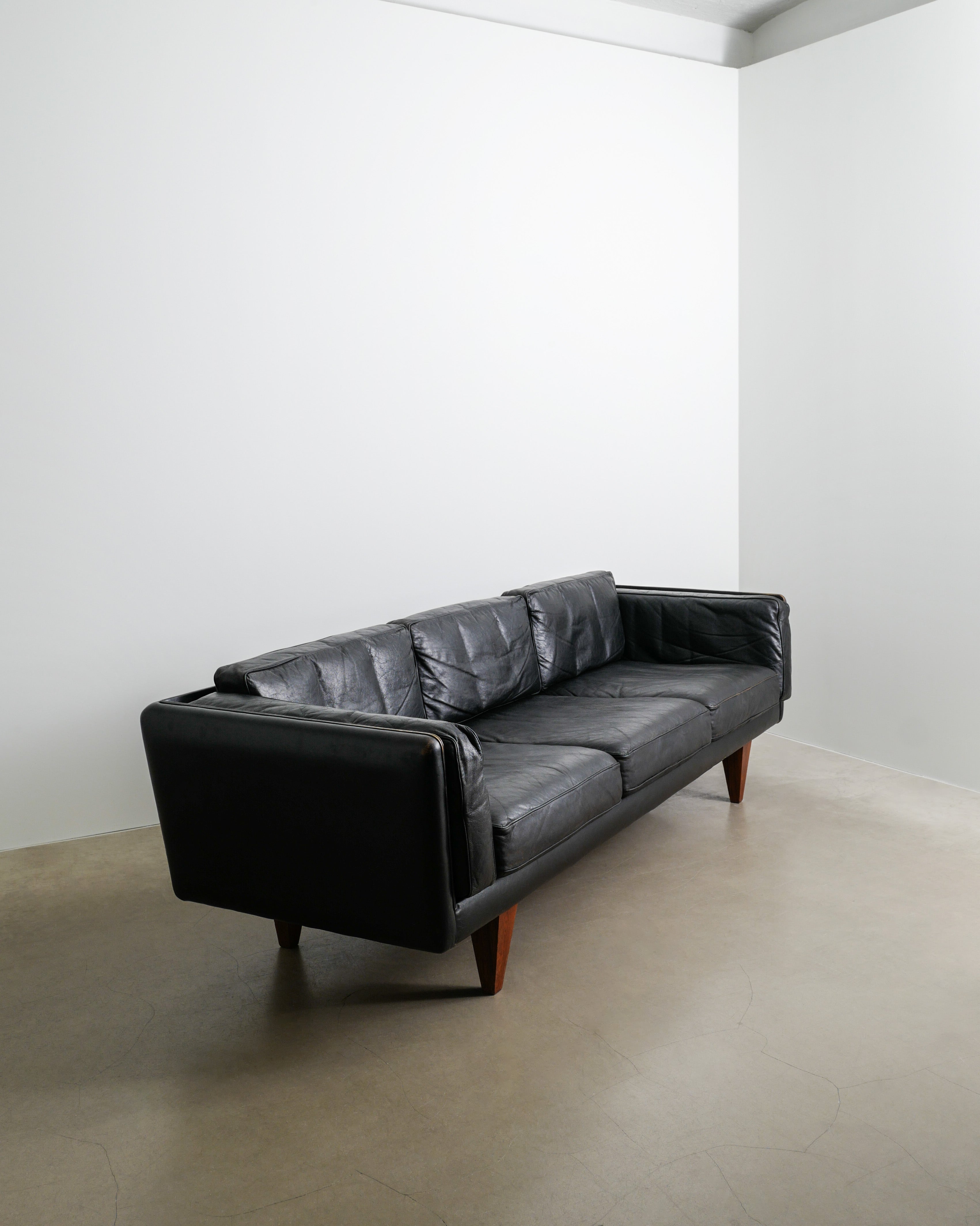 BLACK ILLUM WIKKELSØ 