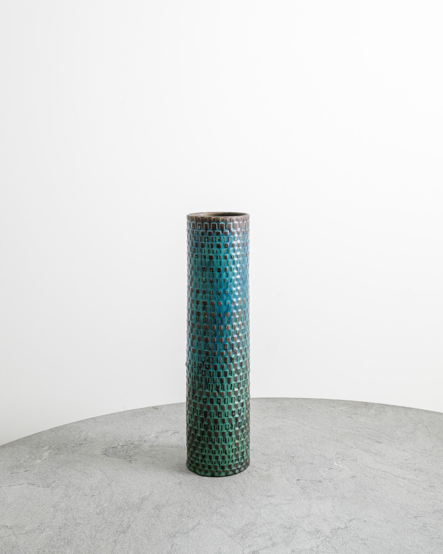 STIG LINDBERG CYLINDER VASE, 1950s