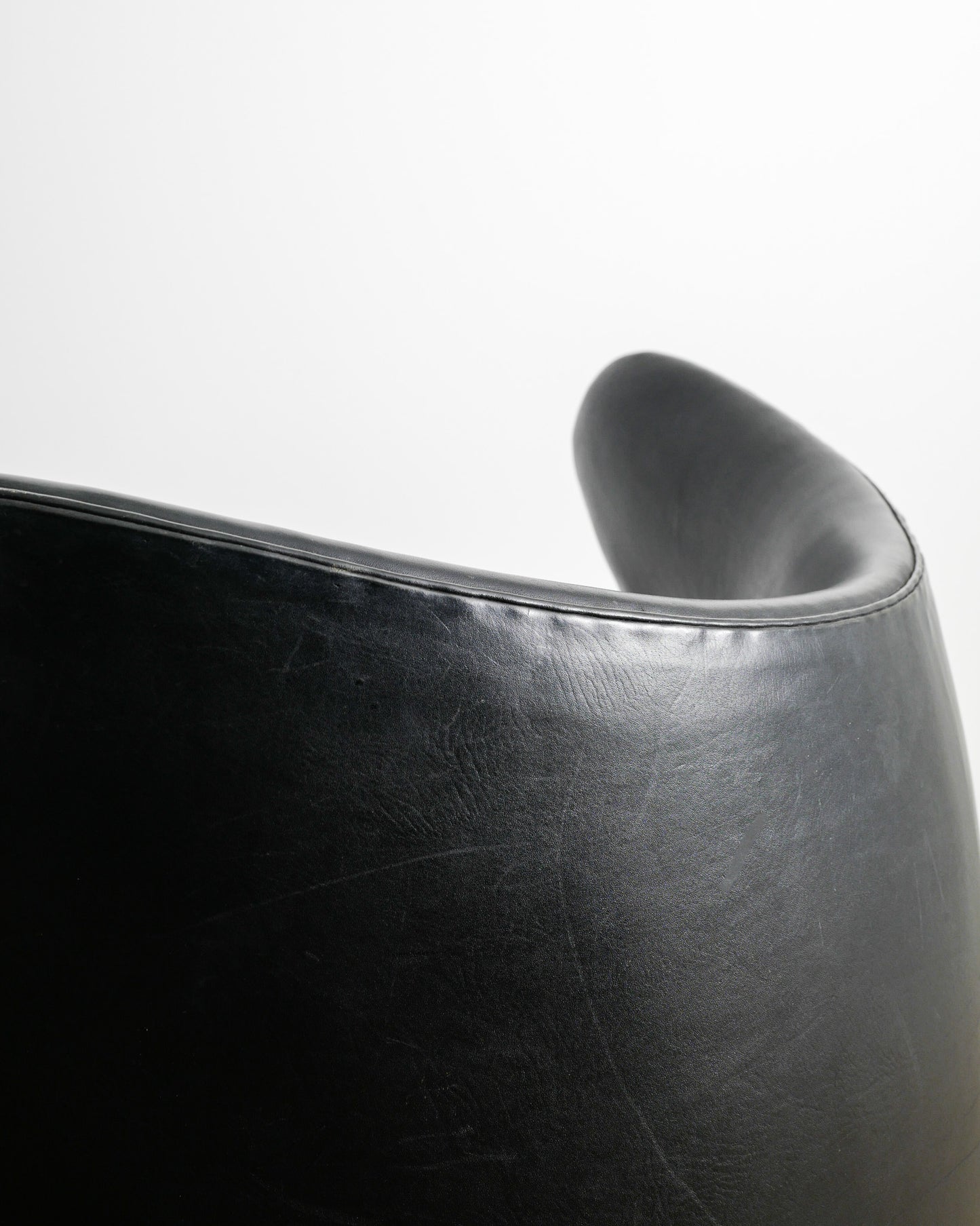 ARNE JACOBSEN BLACK "EGG CHAIR", 1960s