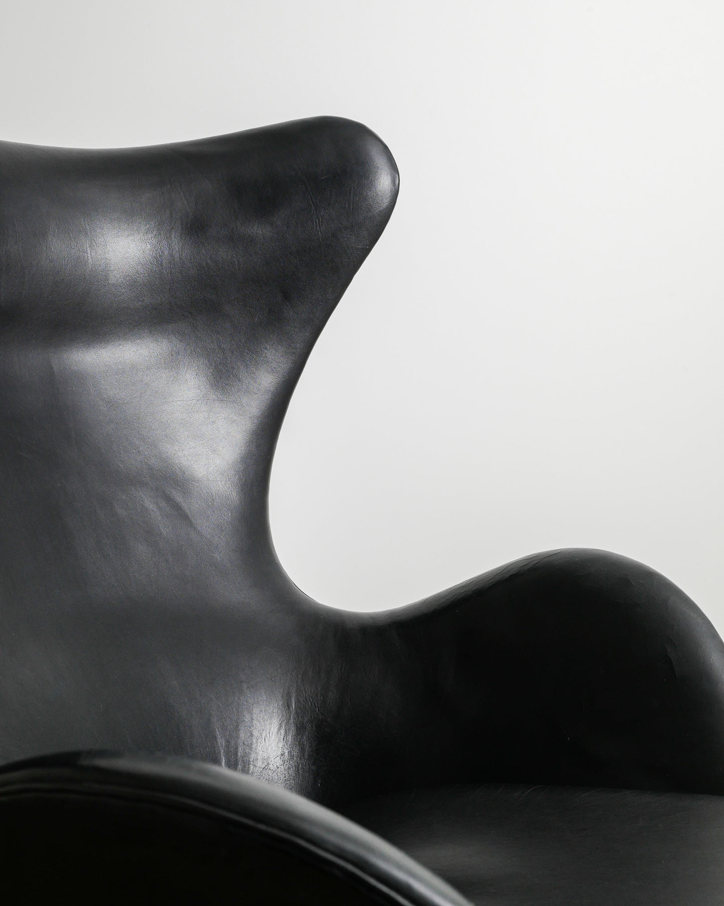 ARNE JACOBSEN BLACK "EGG CHAIR", 1960s