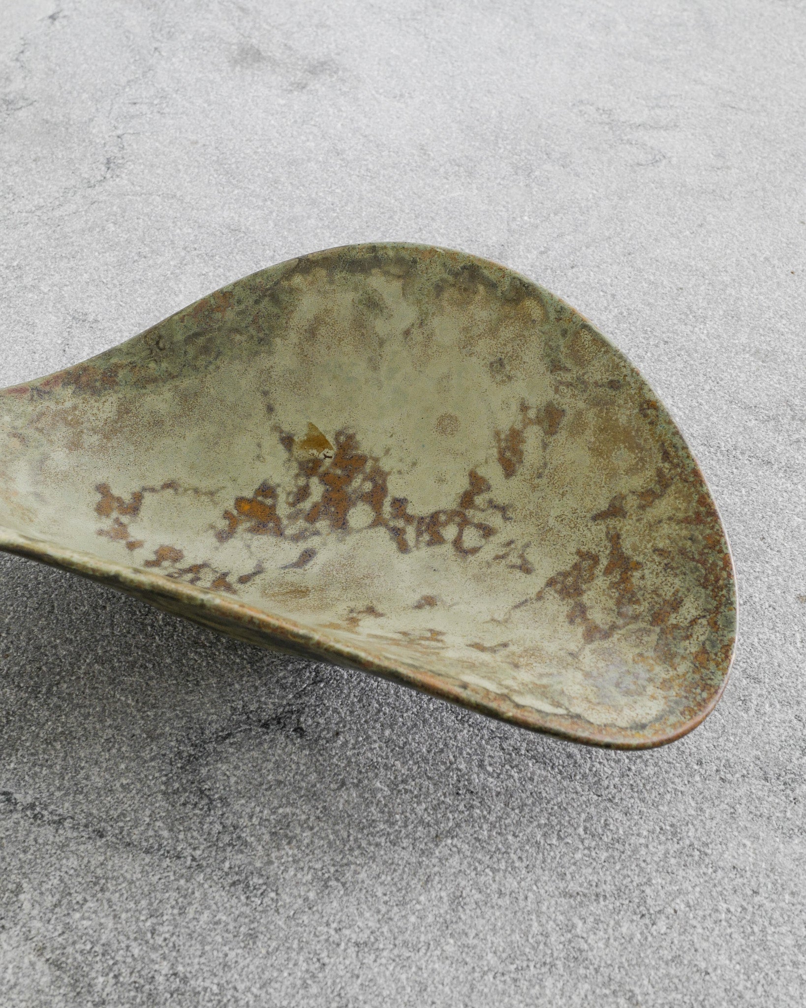 HANS HEDBERG GREEN FREE FORM DISH, 1950s