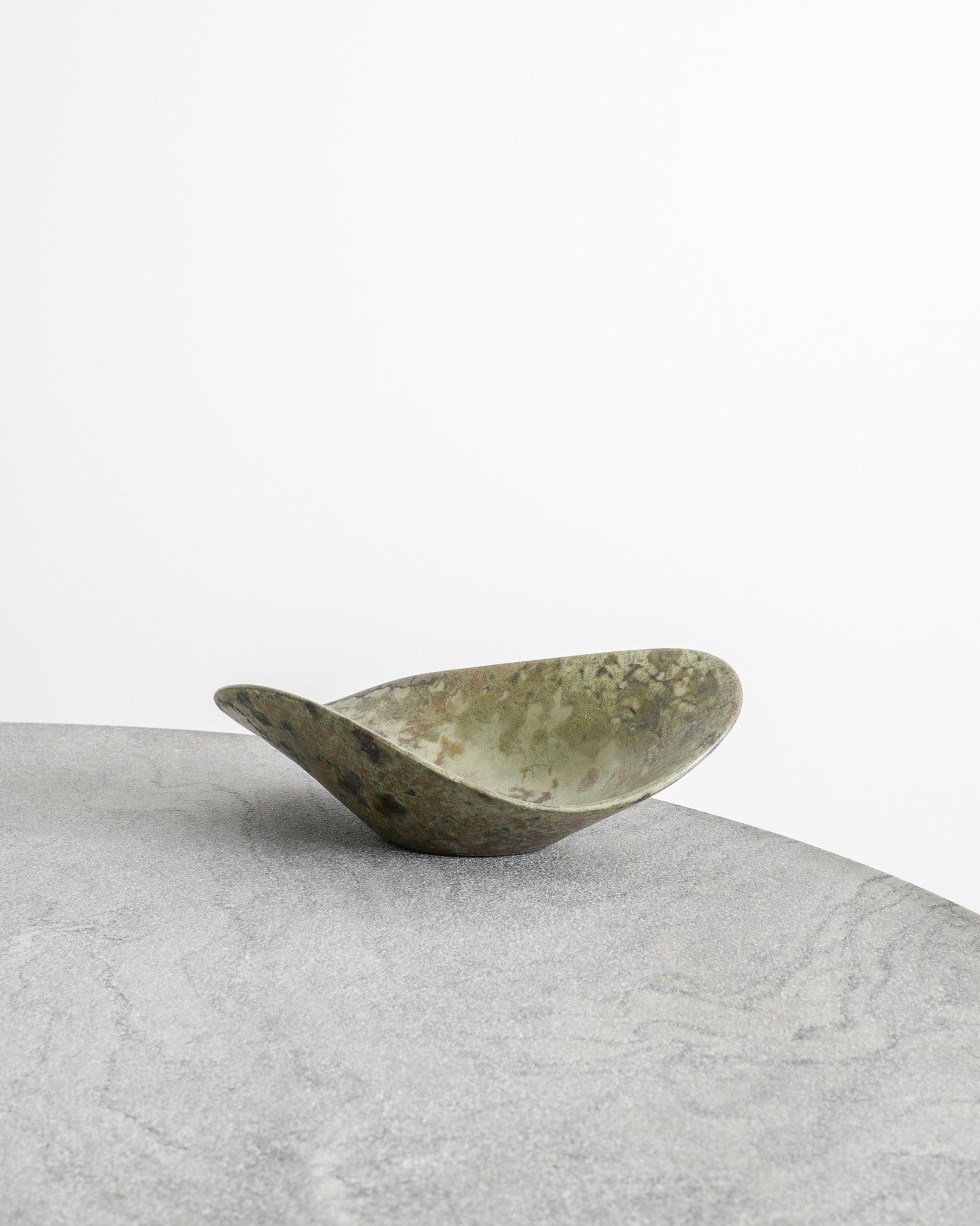 HANS HEDBERG GREEN FREE FORM DISH, 1950s