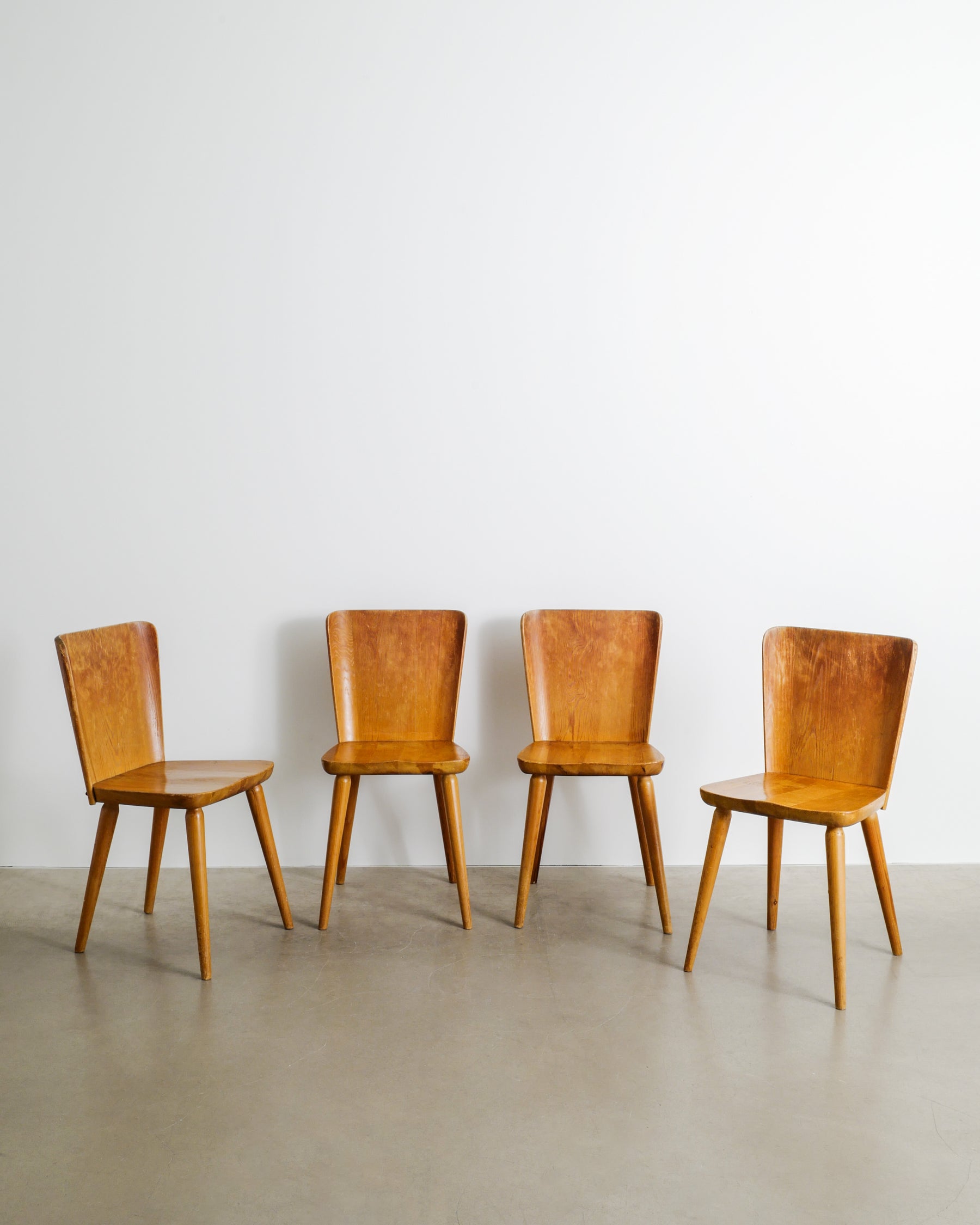 GÖRAN MALMVALL DINING CHAIRS, 1940s